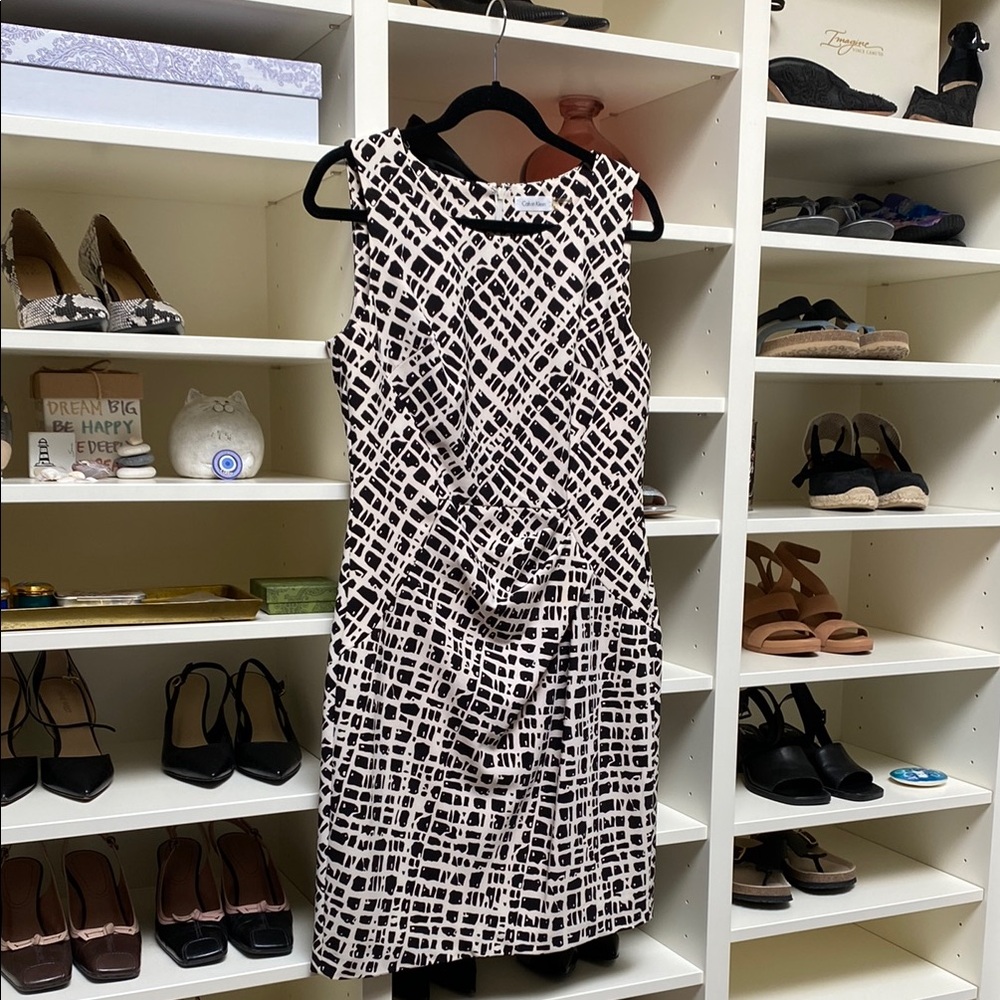 Calvin Klein Black and White Printed Midi Dress